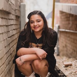 Meet your Posher, Neyla